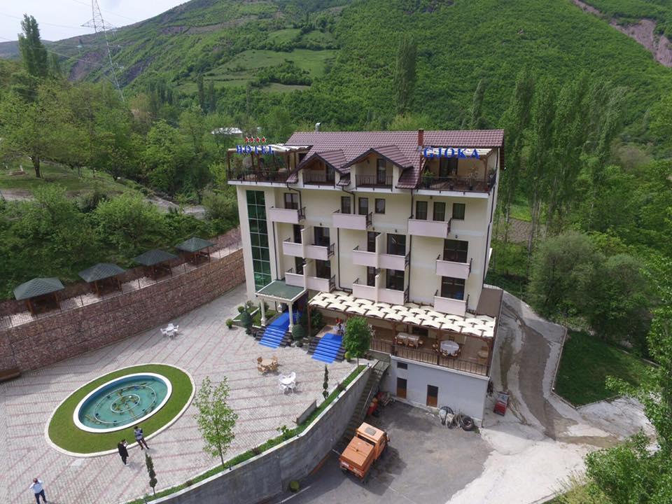 Hotel Gjoka 4*