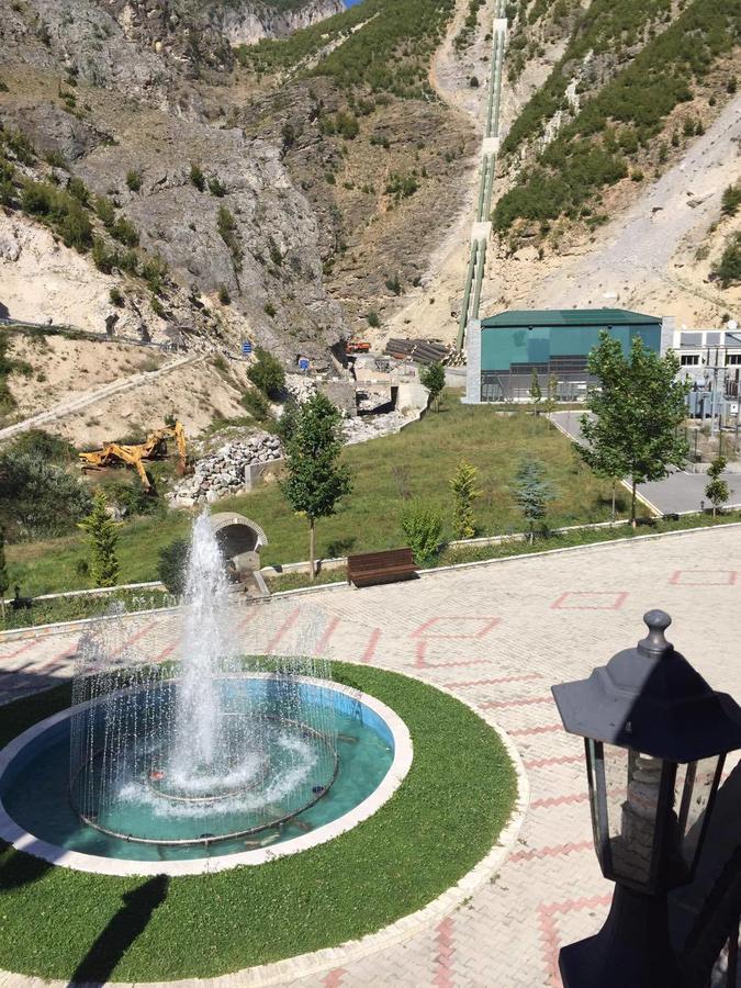 Hotel Gjoka 4*
